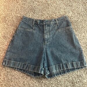 Vintage L.A. Blues high waisted denim shorts! Sz 6 amazing condition